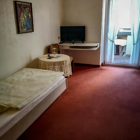 Ξενοδοχείο Weinhaus Burg-schneider