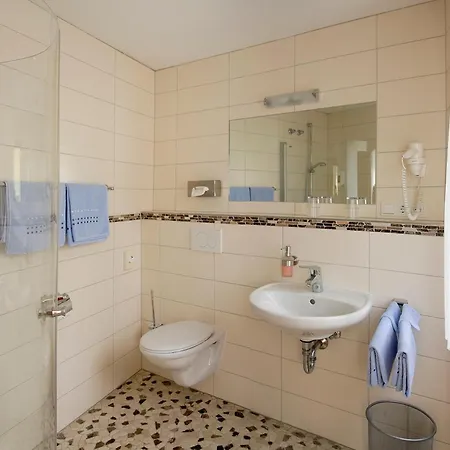 Weinhaus Burg-schneider