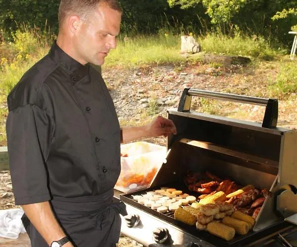 Weinhaus Burg-schneider Hotel *